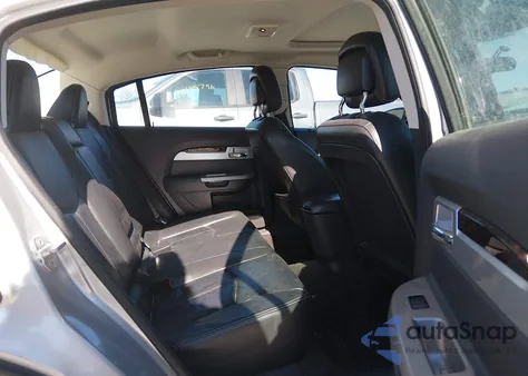 2010 Chrysler Sebring Limited z USA, uszkodzony, nr VIN 1C3CC5FB9AN149039